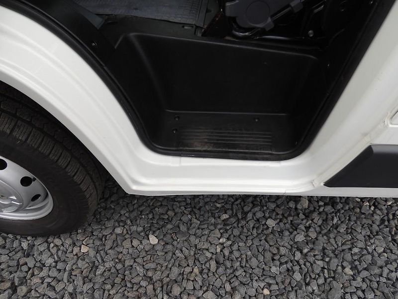 Peugeot Boxer (2018) 2.0HDi,96kw,sklápěč+hydr.ruka - fotka 67 z 73