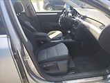 Škoda Superb 2,0 TDi 125 KW DSG - náhled 8