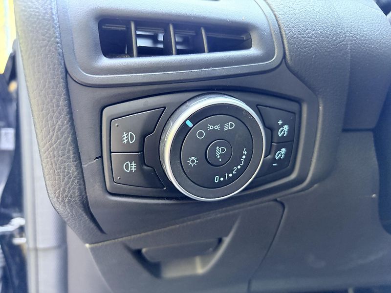 Ford Focus 1.0 EcoBoost   - fotka 8 z 29