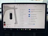 Tesla Model Y 0,0 Long Range 378kW 1.maj DPH - náhled 38
