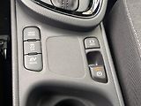 Toyota Yaris Cross 1.5 HEV Style + zimní komplety - náhled 14