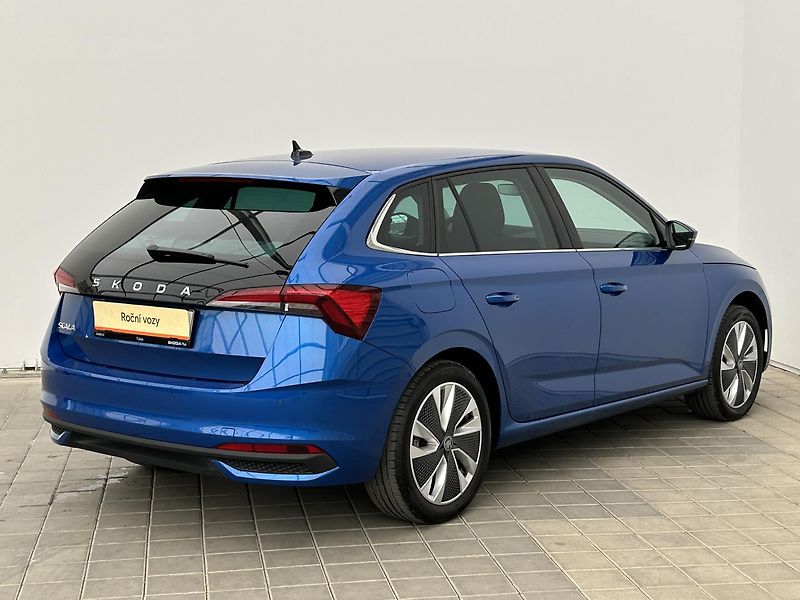 Škoda Scala 1.0 TSI Top selection - fotka 2 z 31