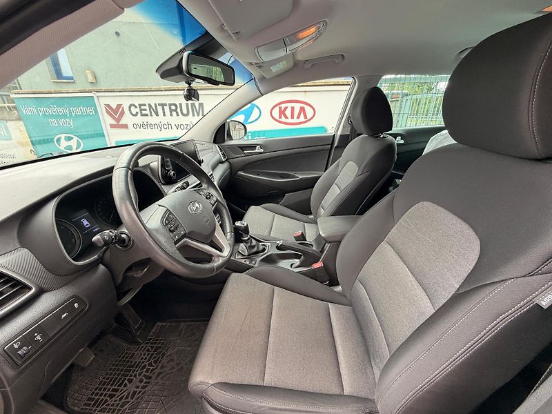 Hyundai Tucson 1.6-1.MAJ-130KW-NAVI-KAMERA - fotka 17 z 31