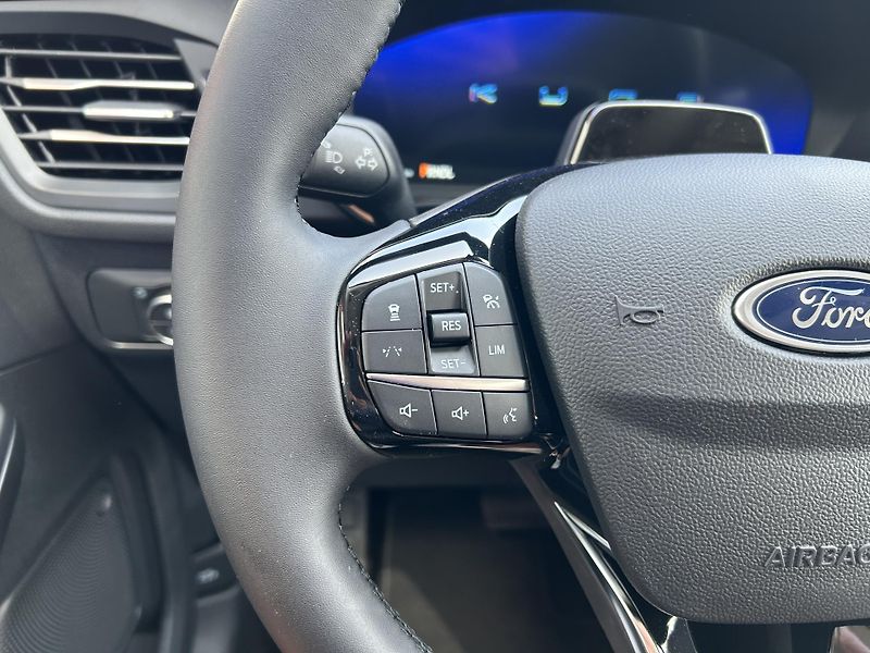 Ford Kuga Top Edition 2.5 HEV 132 kW - fotka 20 z 37
