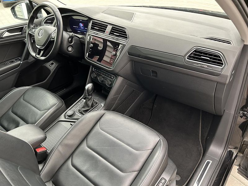 Volkswagen Tiguan 2.0 TDI 4x4 Highline DSG - fotka 30 z 34