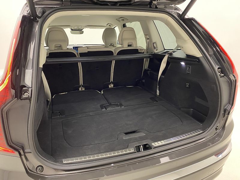 Volvo XC90 T8 AWD RECHARGE BRIGHT PLUS 7m - fotka 35 z 68