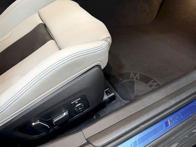 BMW M3 Competition xDrive NEW Indiv. - fotka 44 z 46