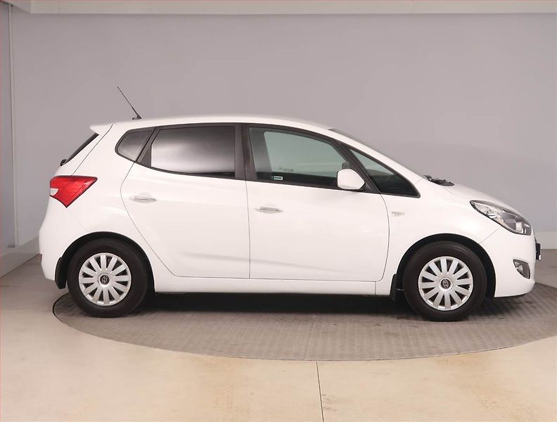 Hyundai ix20 (2018) 1.4 CVVT, Serv.kniha, Tempomat - fotka 6 z 15