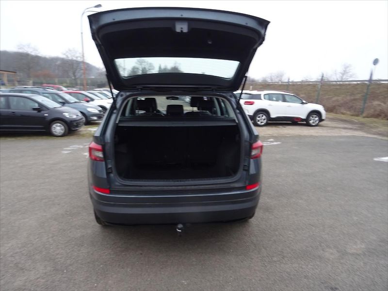 Škoda Kodiaq 1,5 TSi 110 kW Business - fotka 15 z 27