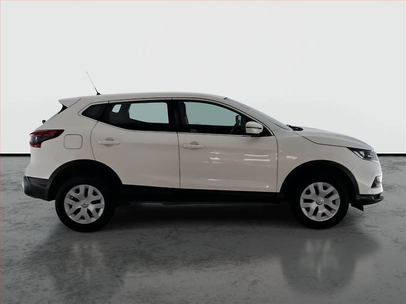Nissan Qashqai (2018) 1.2 DIG-T, Tempomat - fotka 6 z 16