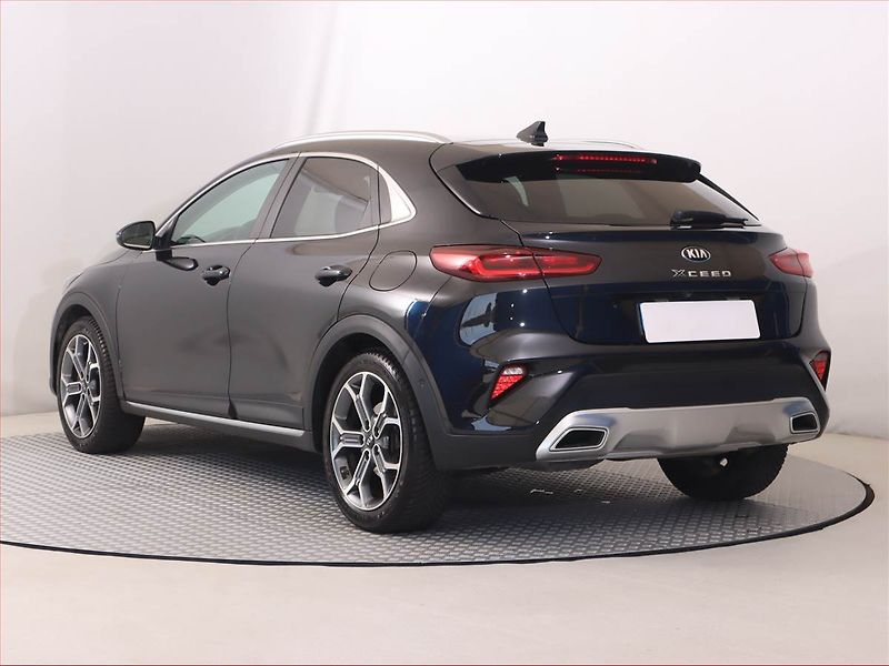 Kia XCeed (2020) Smart 1.6 CRDi, Automat - fotka 4 z 26