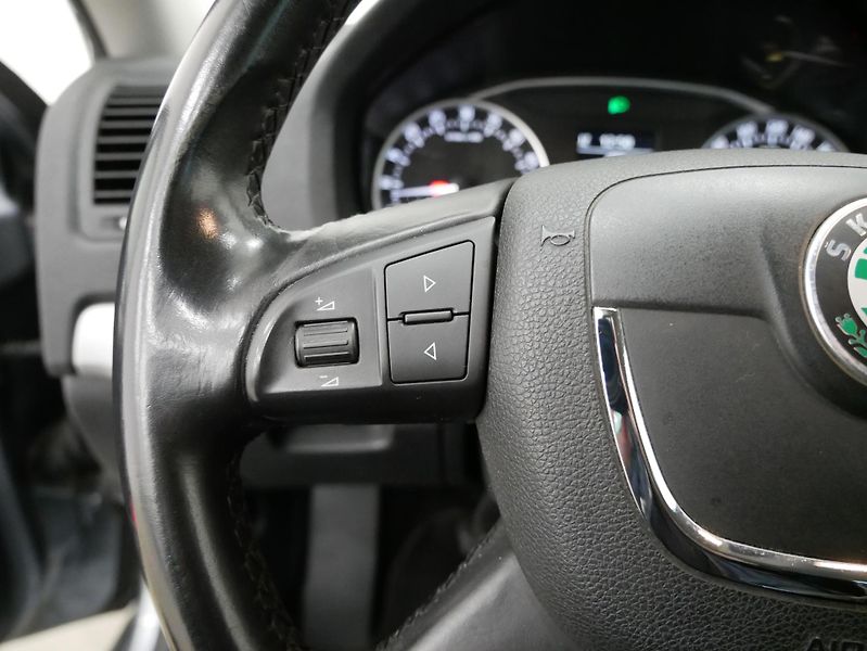 Škoda Octavia - fotka 15 z 25