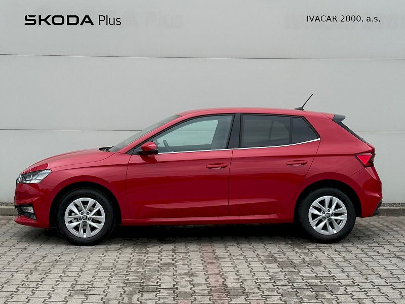 Škoda Fabia (2025) 1.0 TSI 70 kW TopSelection - fotka 3 z 22