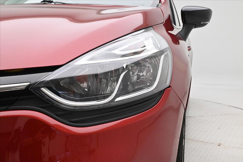 Renault Clio 0,9 TCE 66 kW Limited Záruka a - fotka 27 z 29
