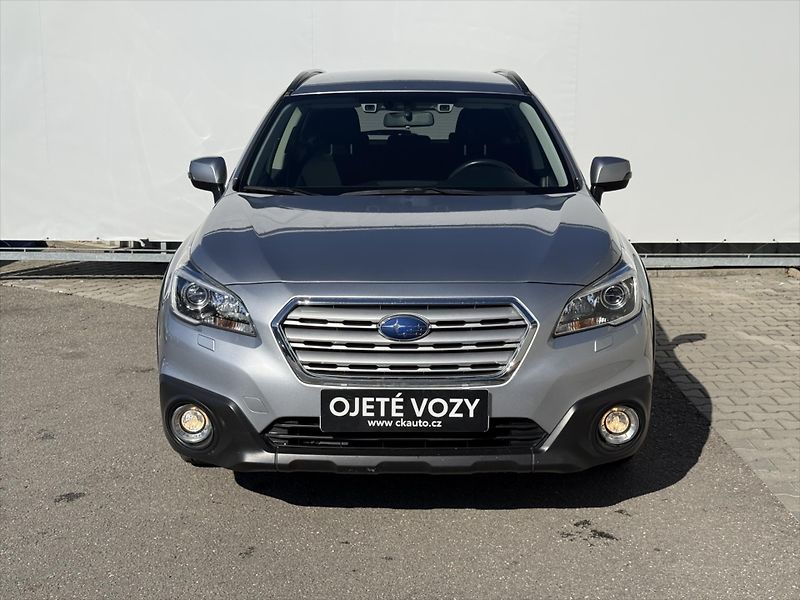 Subaru Outback 2,5 Comfort - fotka 2 z 19