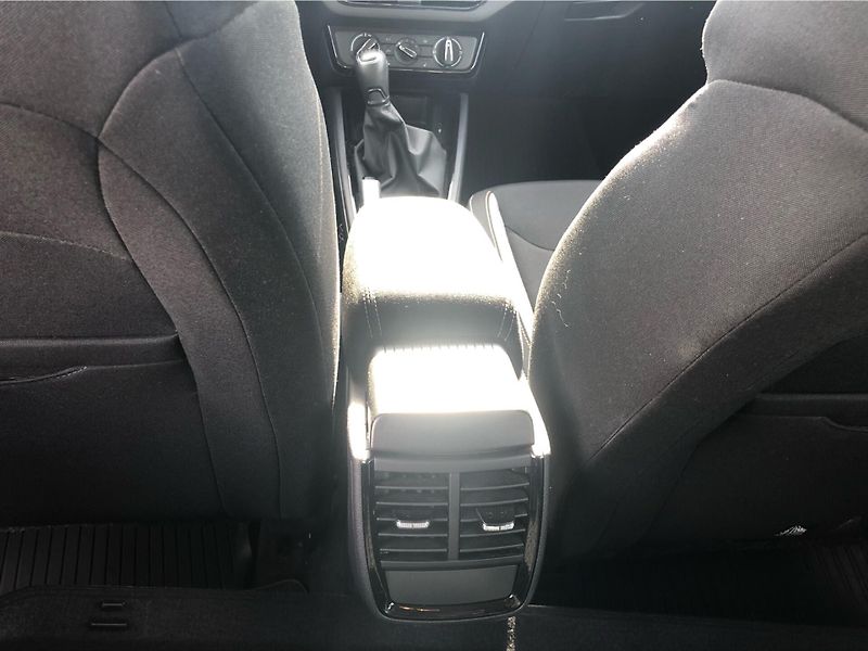 Škoda Scala 1.0 TSi SELECTION - fotka 22 z 27