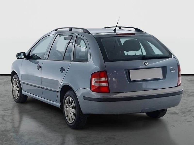 Škoda Fabia (2006) Ambiente 1.2 12V, Serv.kniha - fotka 4 z 13