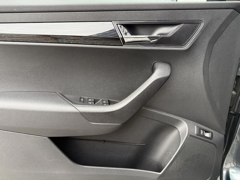 Škoda Karoq 2,0 TDI Style 4x4 Automat DSG - fotka 20 z 38