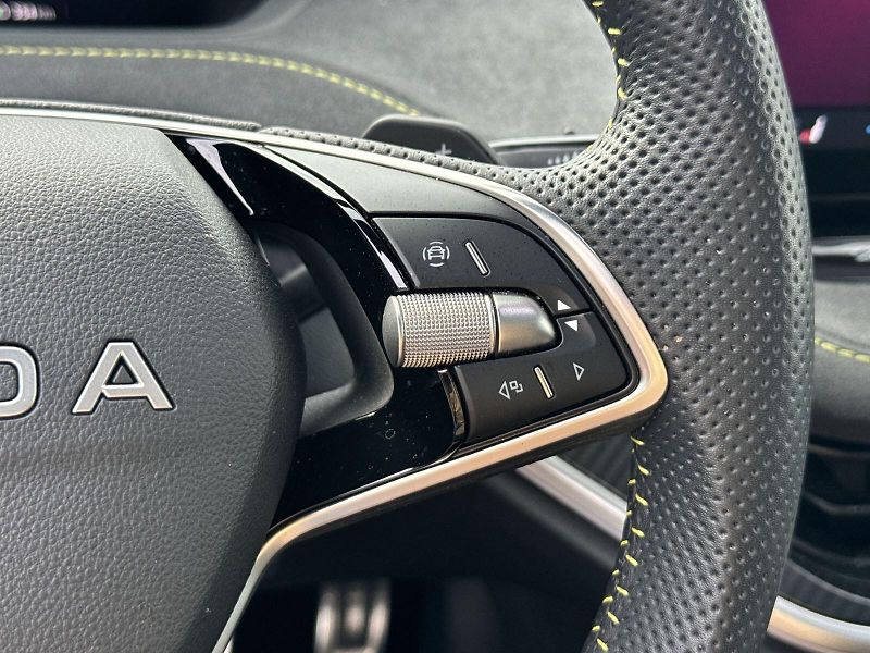 Škoda Enyaq (2025) iV 85x RS - fotka 12 z 35