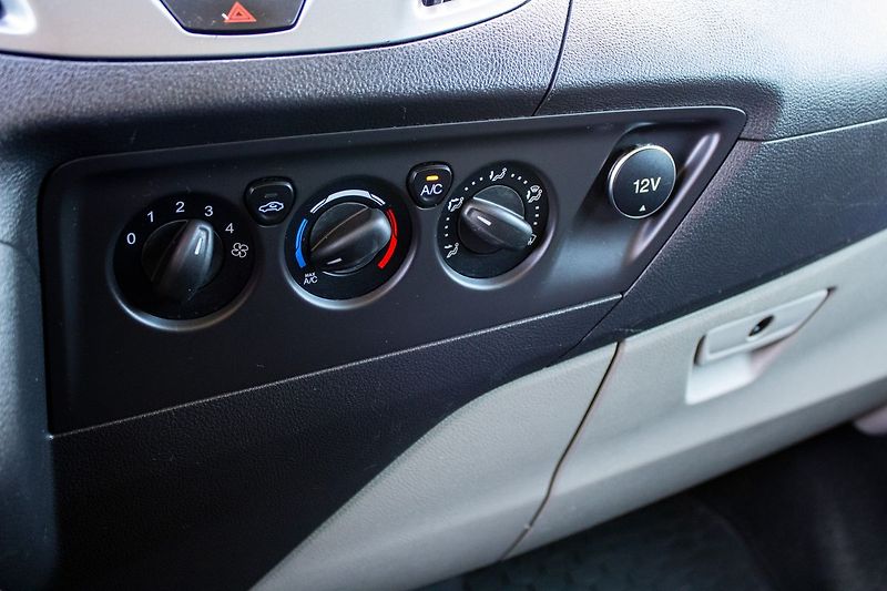 Ford Tourneo Custom - fotka 13 z 27