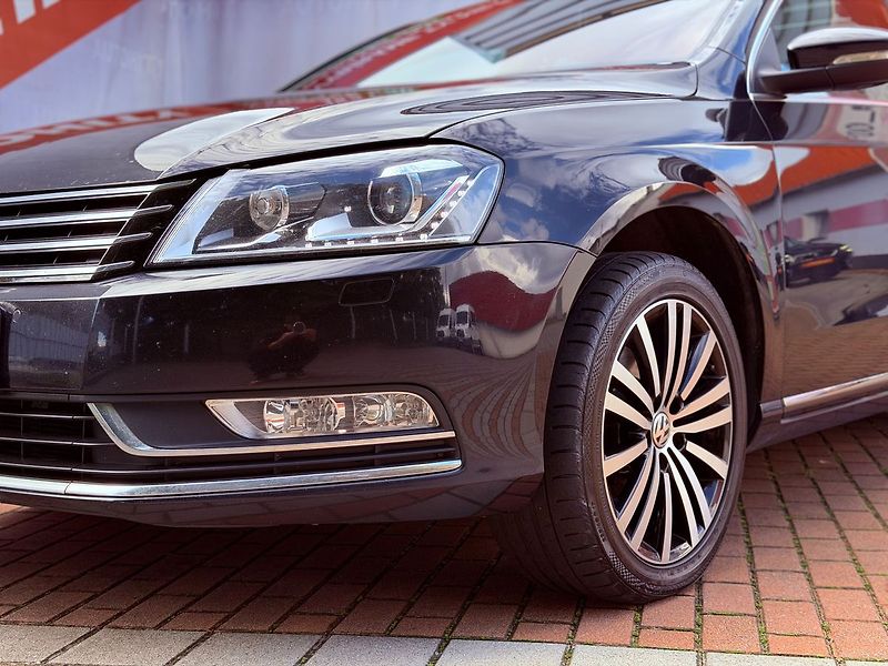 Volkswagen Passat 2.0 TDi Highline, Pano, Dynaud - fotka 3 z 32
