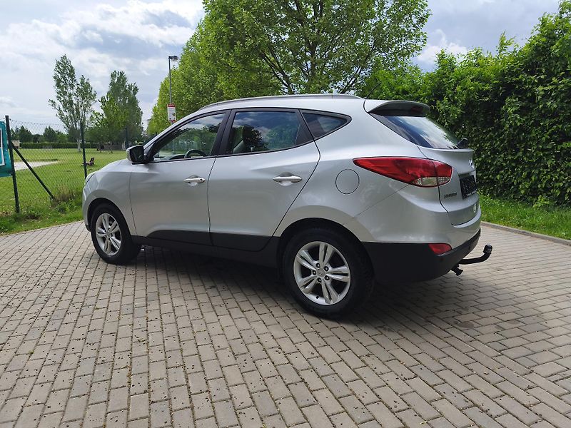 Hyundai ix35 2.0 CRDI - fotka 4 z 21