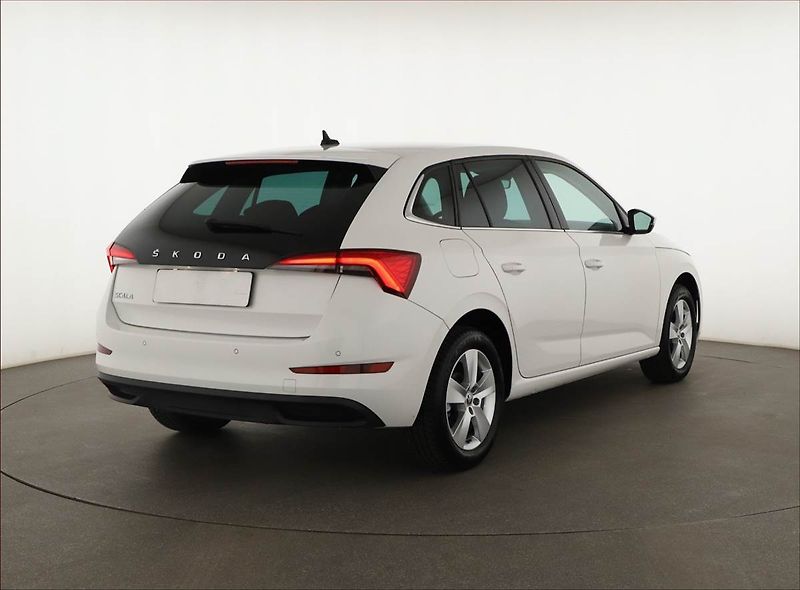 Škoda Scala (2023) Style 1.0 TSI, ČR,1.maj - fotka 5 z 20
