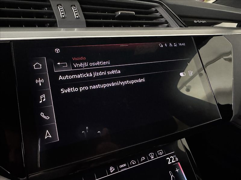 Audi e-tron S-Line Digital LED Záruka - fotka 31 z 49