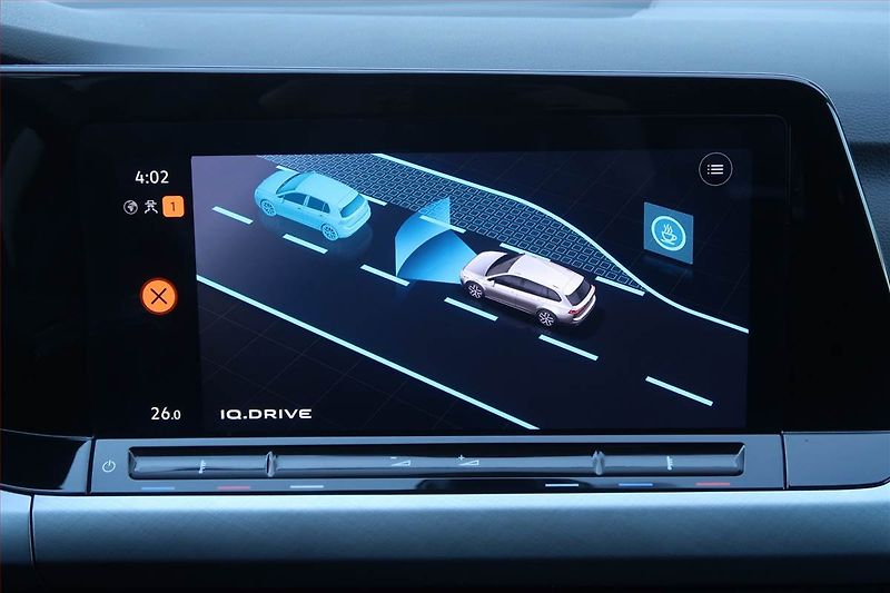 Volkswagen Golf (2022) Life 2.0 TDI, Automat - fotka 16 z 25