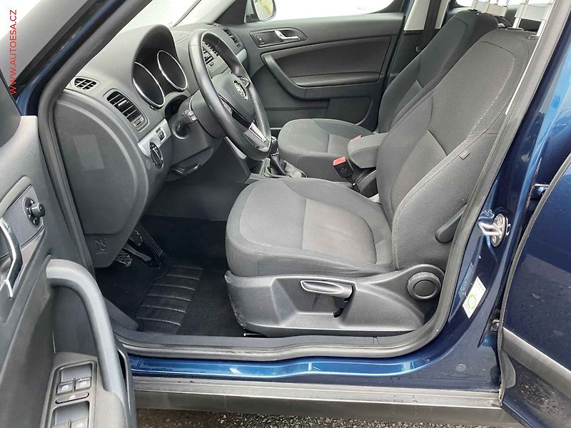 Škoda Yeti (2015) 2.0 TDi, Ambition, TZ - fotka 9 z 17