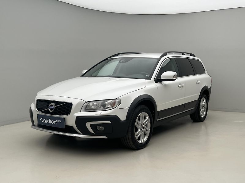 Volvo XC70 D4 AWD MOMENTUM AUT - fotka 1 z 44