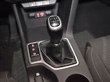 Kia Sportage 2,0 CRDI Kamera,výhřevy - náhled 13