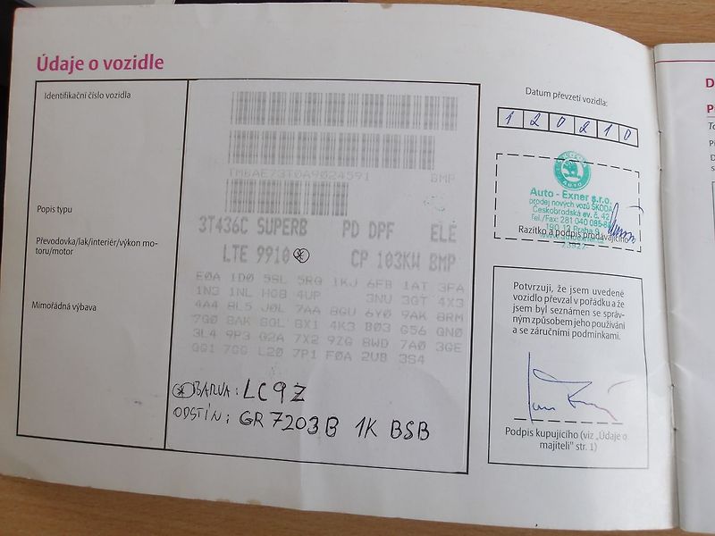 Škoda Superb 2,0TDi 103kW DSG ! ČR ! 2.MAJ. - fotka 30 z 45