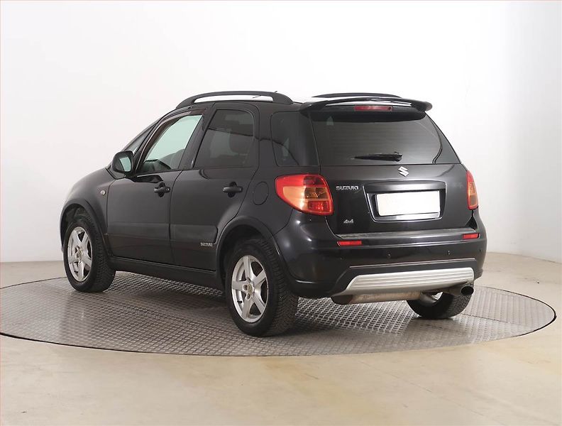 Suzuki SX4 (2009) 1.9 DDiS, 4X4, Serv.kniha - fotka 4 z 17