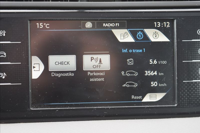 Citroën C4 Picasso 1,6 HDI 68KW KLIMA BEZ ADBLUE - fotka 36 z 51