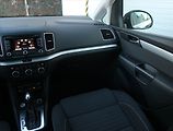 Volkswagen Sharan (2015) 2.0 TDI, Automat, 7 míst, Navi - náhled 8