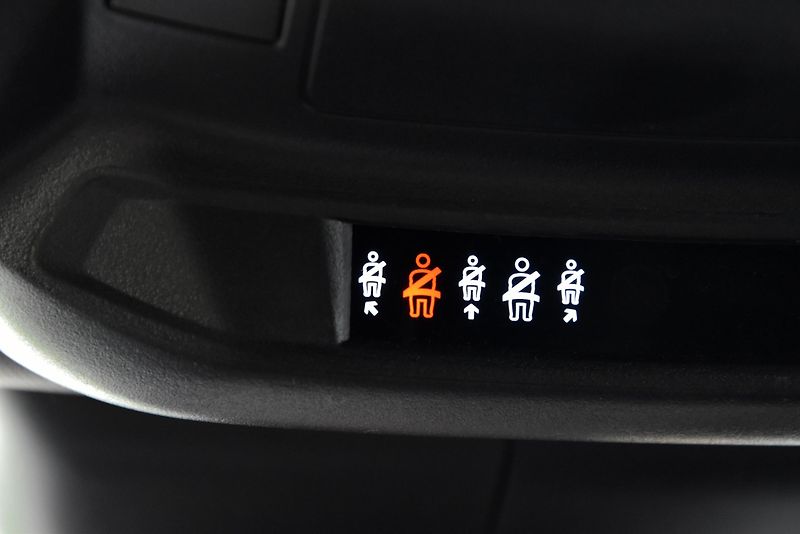 Peugeot 308 1.2 PureTech A/T,LED,TEMP,DPH - fotka 44 z 57