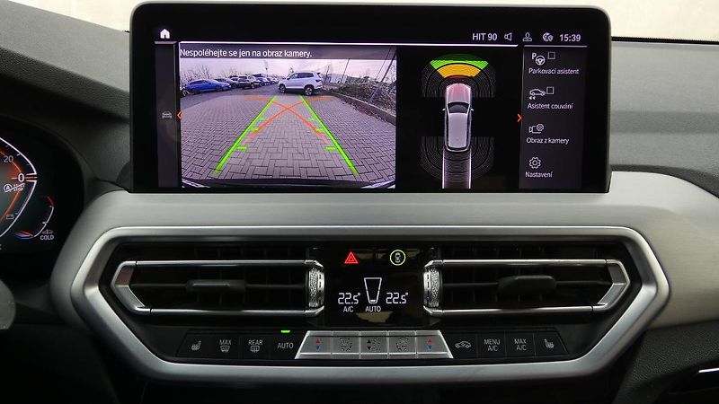 BMW X3 20d xDrive - fotka 15 z 23