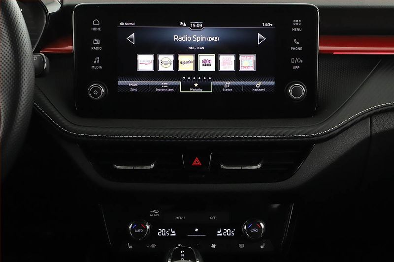 Škoda Fabia (2025) 1.0 TSI, MONTE CARLO, AUTOMAT - fotka 11 z 17
