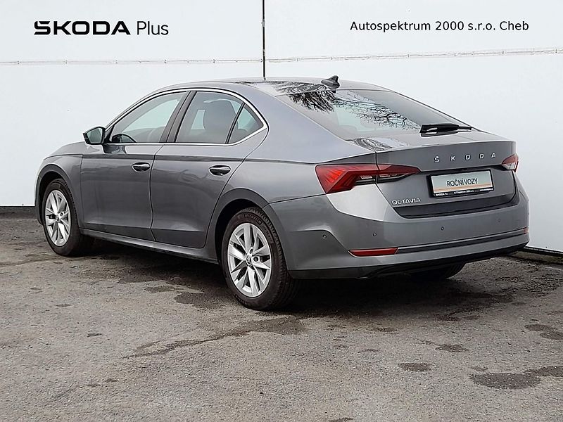 Škoda Octavia Style Plus 1.5 TSI 110kW 6MP - fotka 7 z 20
