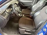 Škoda Octavia (2013) 1.6 TDi, AC, výhřev sed. - náhled 9