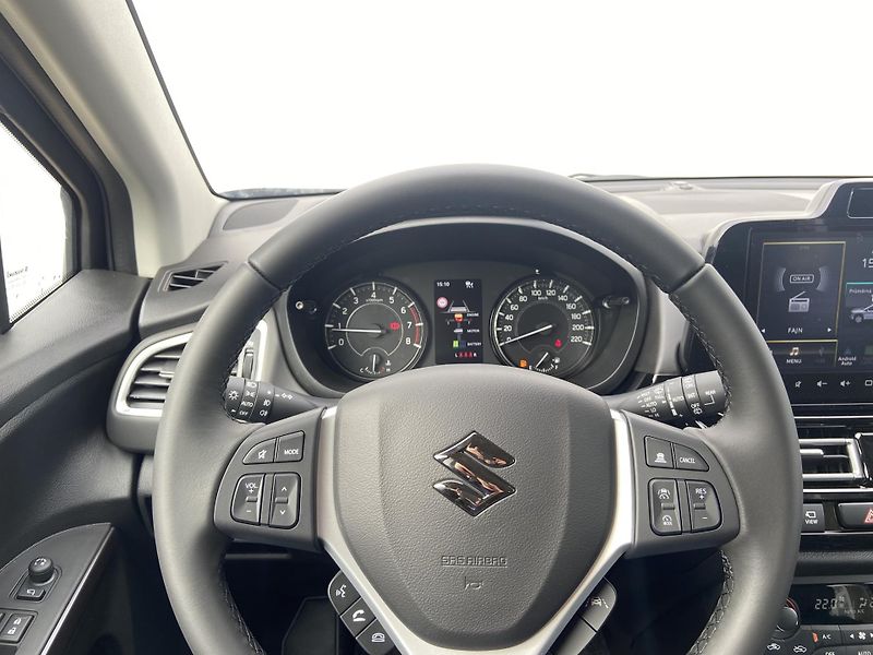 Suzuki S-Cross 1.4 BoosterJet 81kW Elegance - fotka 15 z 20