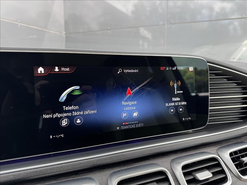 Mercedes-Benz GLE 2,0 300d 4MATIC 200KW ČR DPH - fotka 19 z 36