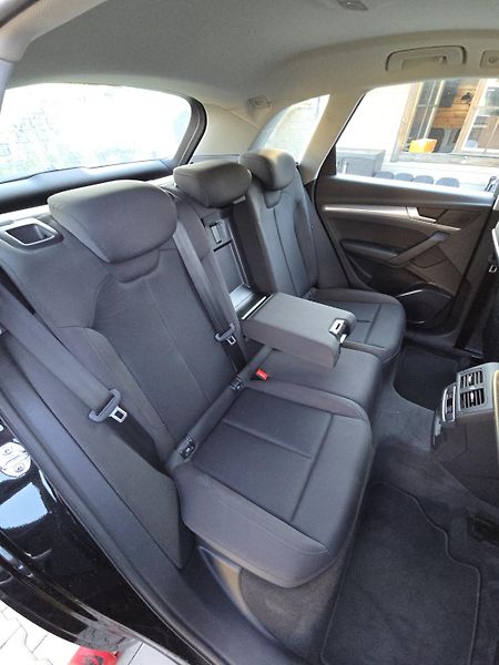 Audi Q5 (2020) AUDI Q5 Quatro 40TDI - TOP - fotka 19 z 27