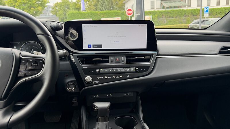 Lexus ES 300h 300H 2,5 HEV BUSINESS EDITION - fotka 17 z 25