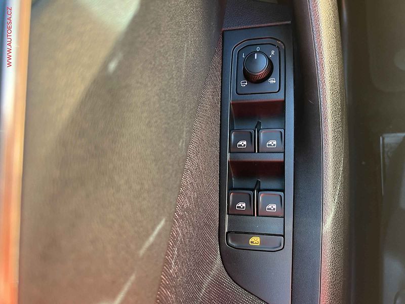 Škoda Kamiq (2021) 1.5 TSi, 1.maj,ČR, AC - fotka 12 z 15