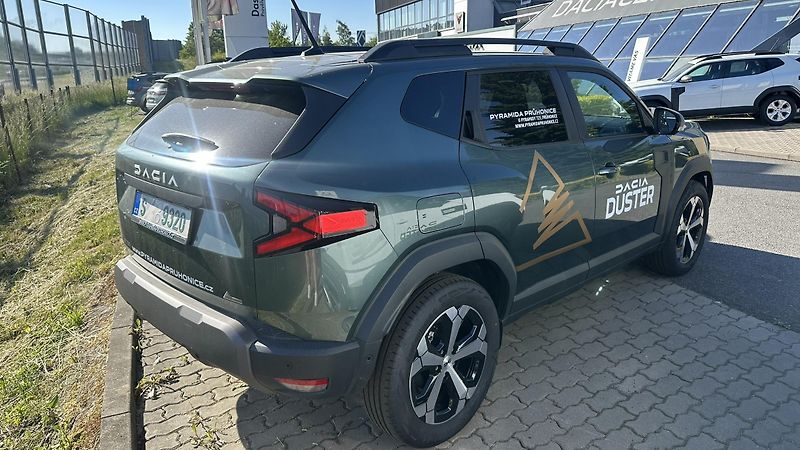 Dacia Duster (2026) DEMO Journey Eco-G 120 - fotka 2 z 16