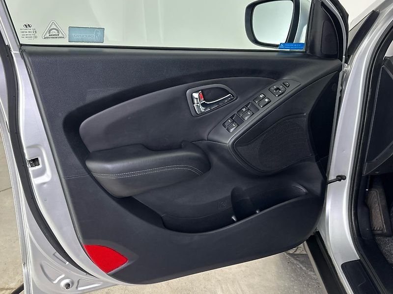 Hyundai ix35 SUV - fotka 13 z 29