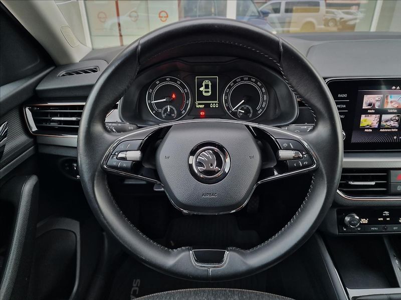 Škoda Scala 1.0 TSI 70kW Style, ČR,1.Maj. - fotka 21 z 50