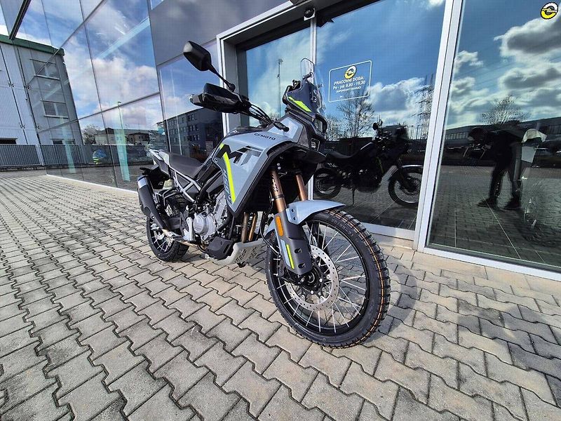 CFMOTO 450 MT-R (2026) - fotka 4 z 78